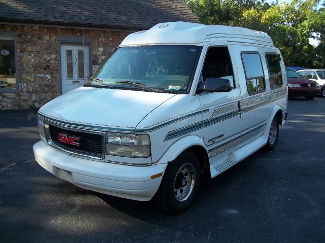 1995 GMC Safari V6 4x4 SUV