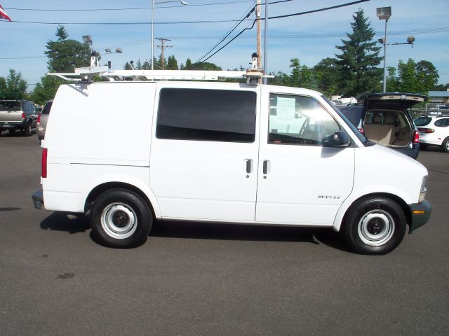 1999 GMC Safari SL AWD CVT Leatherroof