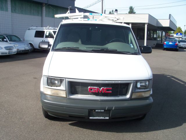 2000 GMC Safari 6MT Sport REAR Steer