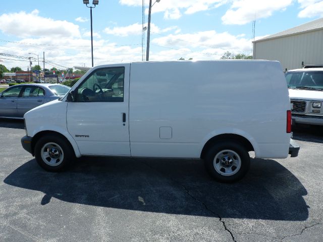 2001 GMC Safari SL AWD CVT Leatherroof
