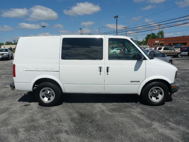 2001 GMC Safari SL AWD CVT Leatherroof