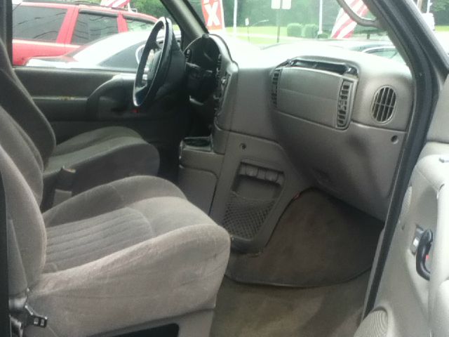 2002 GMC Safari FX35 AWD