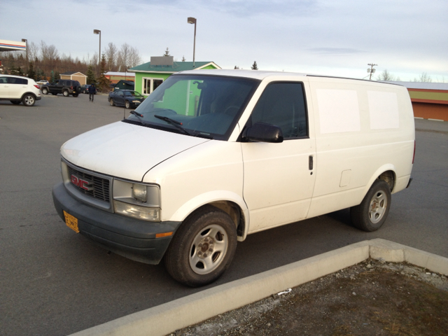 2003 GMC Safari 6MT Sport REAR Steer
