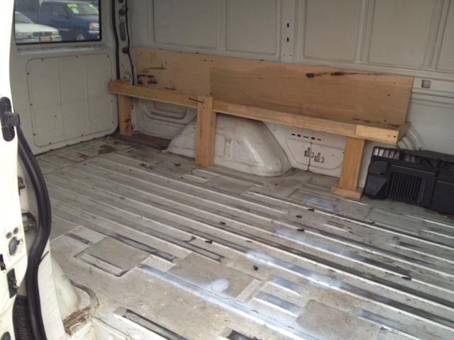 2003 GMC Safari 6MT Sport REAR Steer