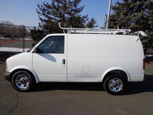 2005 GMC Safari Cargo Lariat 4WD FX4