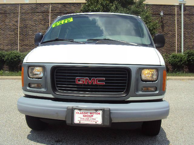 1997 GMC Savana VDC