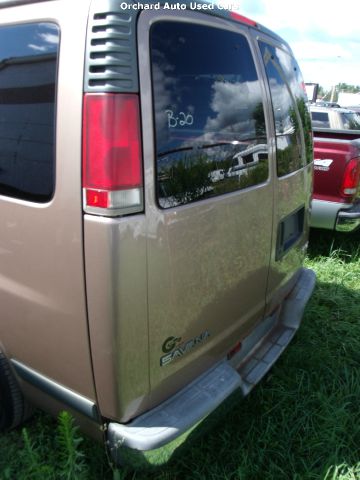 1999 GMC Savana 1.8T Fwd 2dr Cabriolet