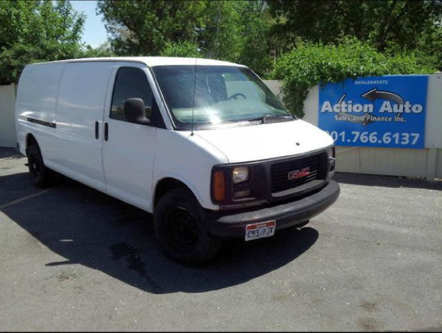 1999 GMC Savana 4WD 4dr V6 (SE)