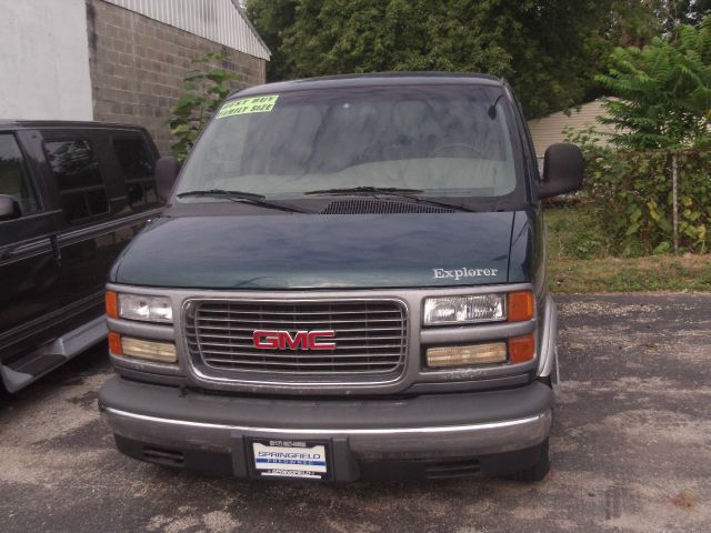 1999 GMC Savana 2004.5 4dr Sdn 1.8T Quattro Au