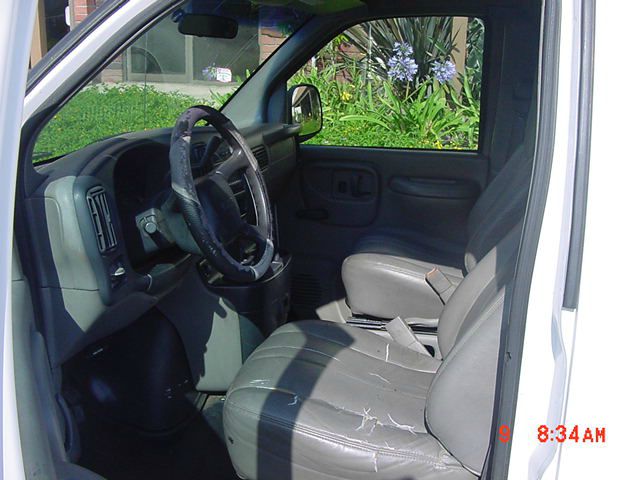 2000 GMC Savana 2004.5 4dr Sdn 1.8T Quattro Au