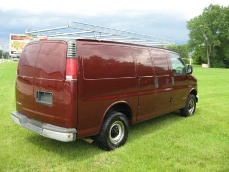 2000 GMC Savana AWD 3LT