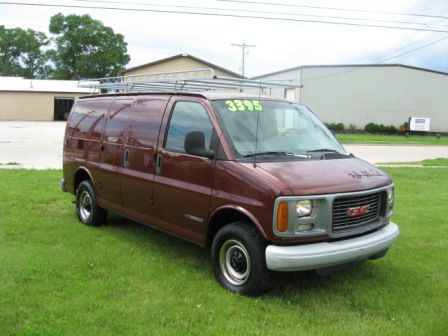 2000 GMC Savana AWD 3LT