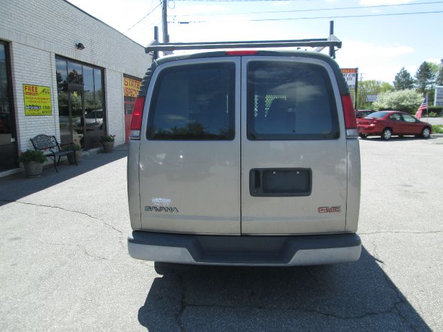 2000 GMC Savana AWD 3LT