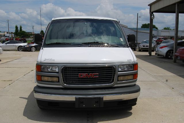 2000 GMC Savana 2004.5 4dr Sdn 1.8T Quattro Au