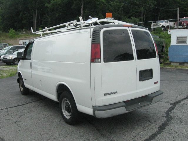 2001 GMC Savana 4dr Sport Sdn Auto RWD Sedan