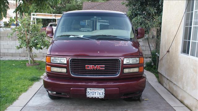 2001 GMC Savana Unknown