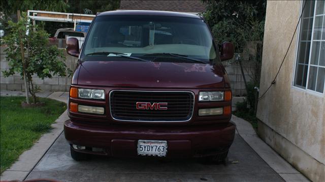 2001 GMC Savana Unknown