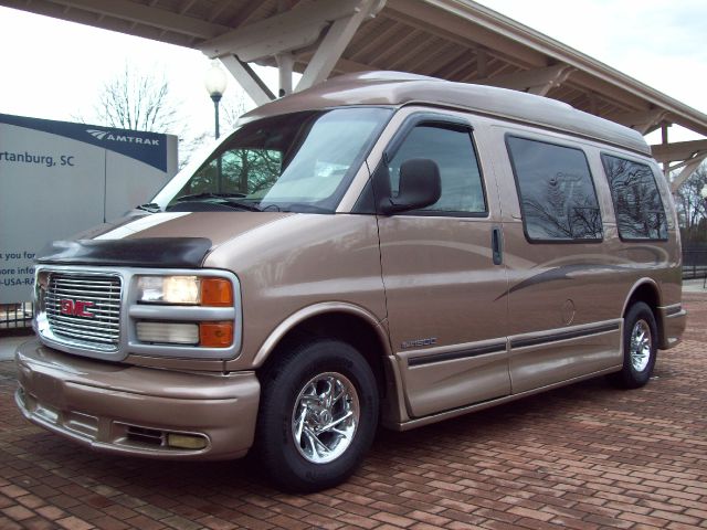 2001 GMC Savana 2004.5 4dr Sdn 1.8T Quattro Au
