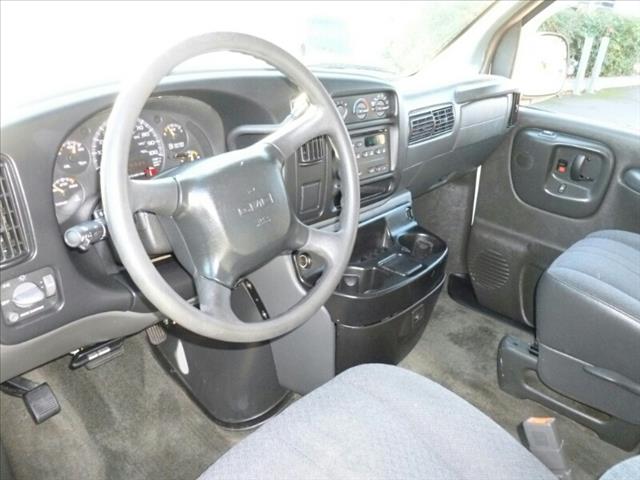 2002 GMC Savana Unknown