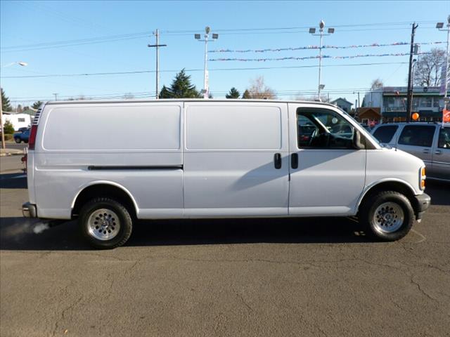 2002 GMC Savana Unknown