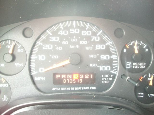 2002 GMC Savana 2004.5 4dr Sdn 1.8T Quattro Au