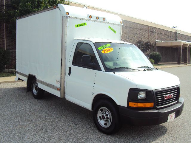 2003 GMC Savana AWD 3LT