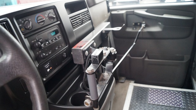 2004 GMC Savana 4WD 4dr V6 (SE)