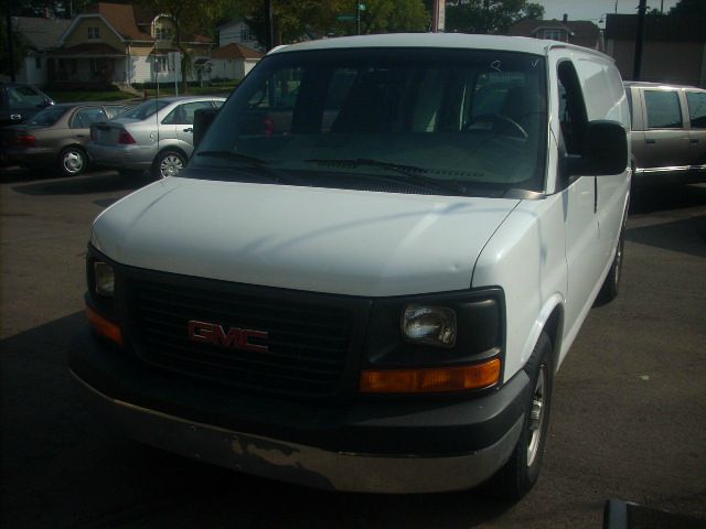 2004 GMC Savana 2004.5 4dr Sdn 1.8T Quattro Au
