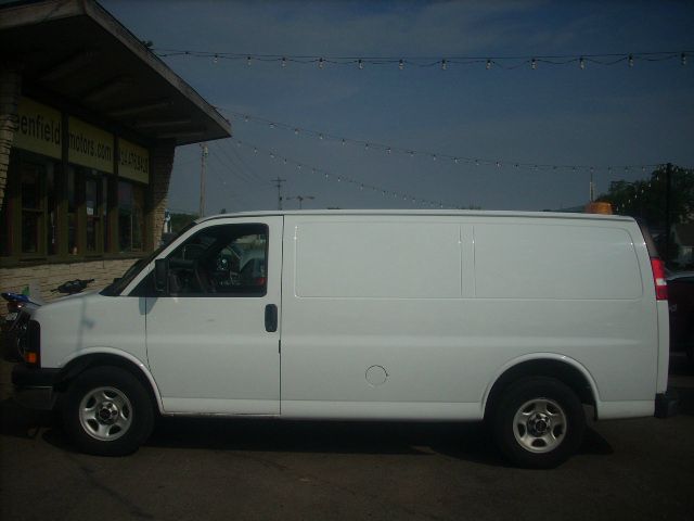 2004 GMC Savana 2004.5 4dr Sdn 1.8T Quattro Au