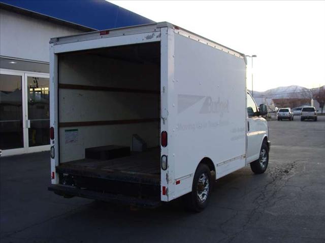 2004 GMC Savana Unknown