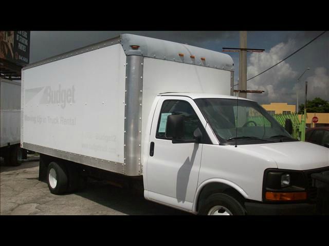 2004 GMC Savana 1.8T Cabriolet