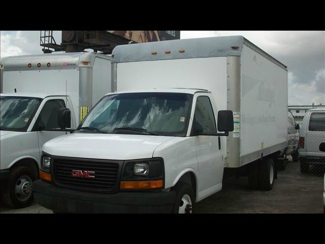 2004 GMC Savana 1.8T Cabriolet