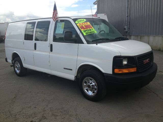 2004 GMC Savana VDC