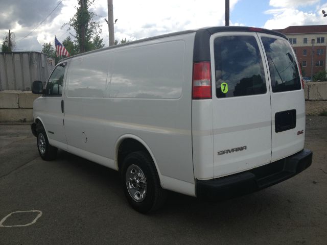 2004 GMC Savana VDC