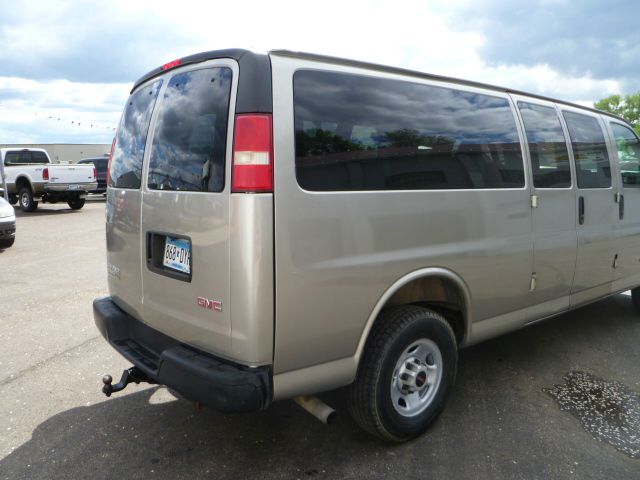 2004 GMC Savana Unknown