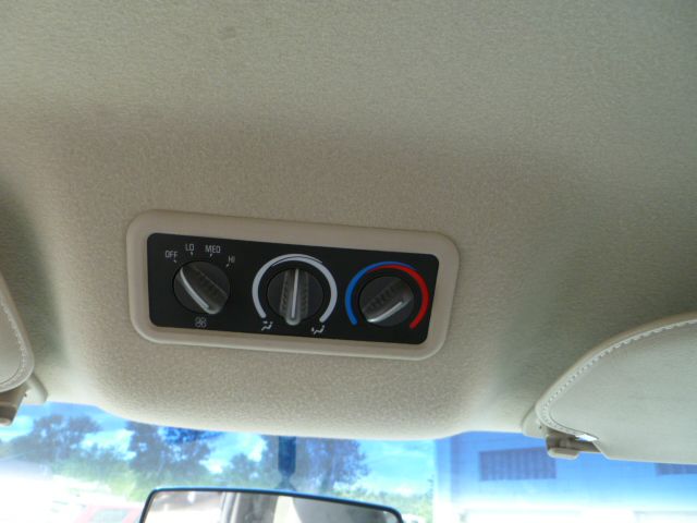 2004 GMC Savana Unknown