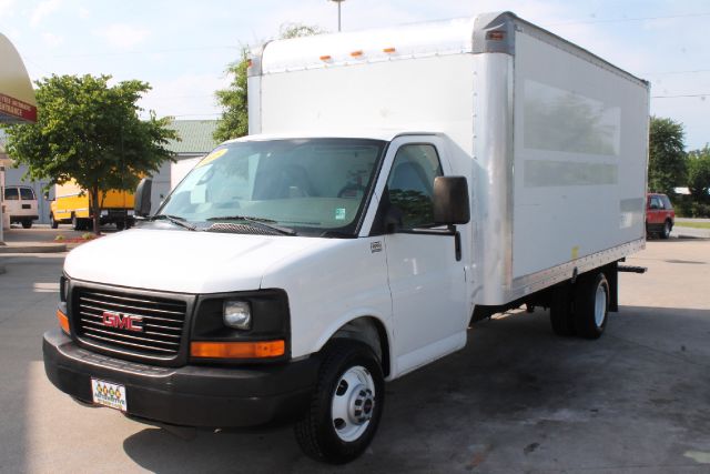 2005 GMC Savana 1.8T Cabriolet