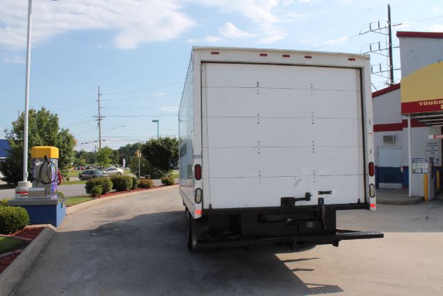 2005 GMC Savana 1.8T Cabriolet