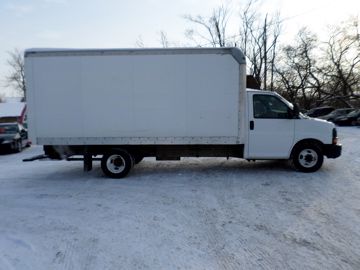 2005 GMC Savana 1.8T Cabriolet