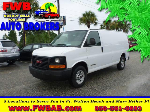 2005 GMC Savana Unknown