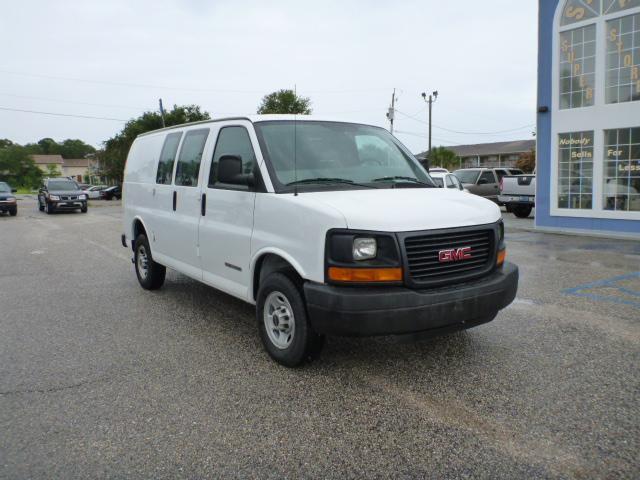 2005 GMC Savana Unknown
