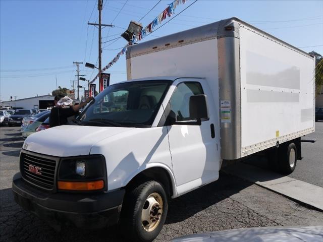 2005 GMC Savana Unknown