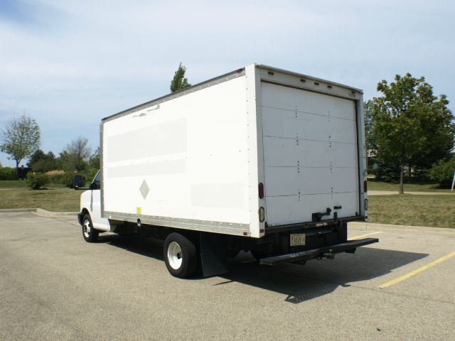 2005 GMC Savana 1.8T Cabriolet