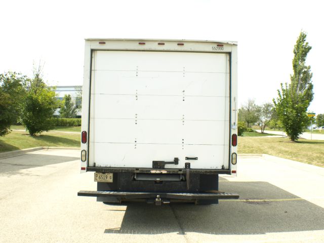 2005 GMC Savana 1.8T Cabriolet