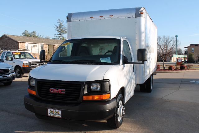 2005 GMC Savana 1.8T Cabriolet