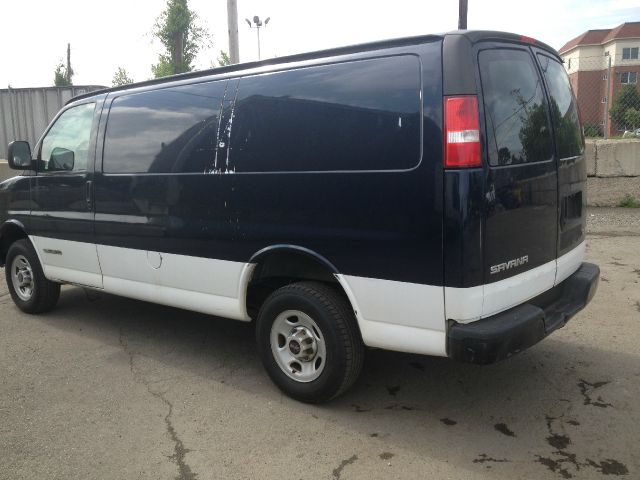 2005 GMC Savana VDC