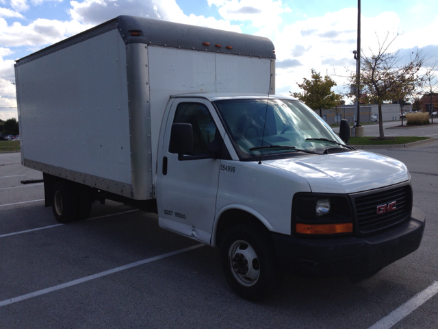 2005 GMC Savana 1.8T Cabriolet