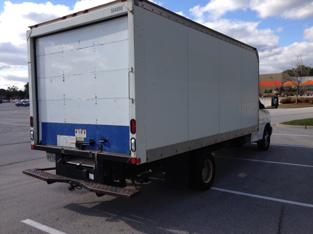 2005 GMC Savana 1.8T Cabriolet