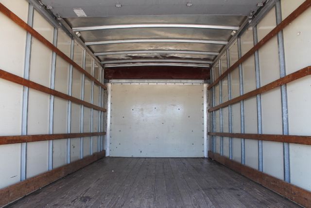 2005 GMC Savana 1.8T Cabriolet