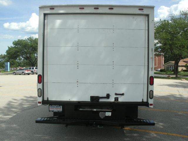 2005 GMC Savana 1.8T Cabriolet